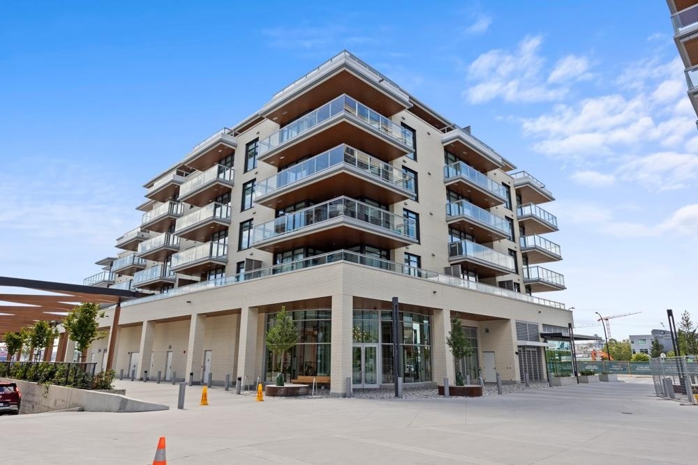501-785 Hourbour Way, North Vancouver, BC, V7P 0G3