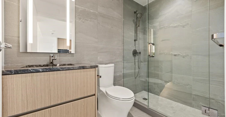501-785 Hourbour Way, North Vancouver, BC, V7P 0G3 - 5