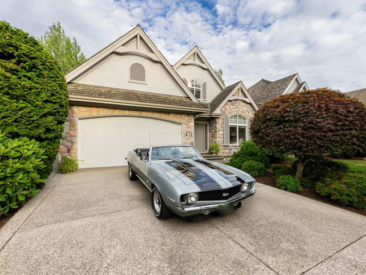 3338 157a Street, Surrey, BC, V3Z 3Y4