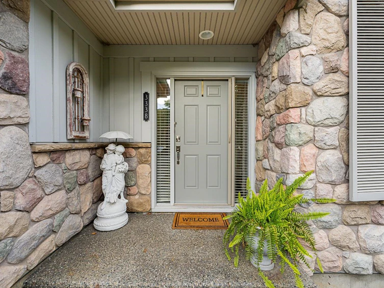3338 157a Street, Surrey, BC, V3Z 3Y4 - 39