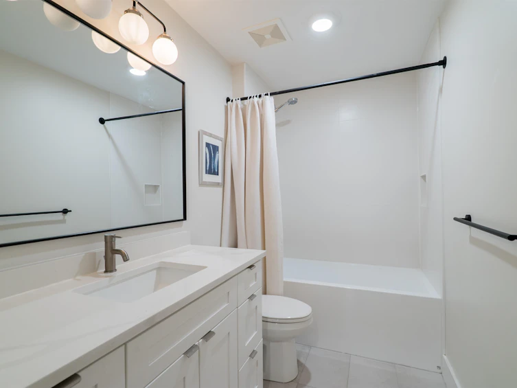 1139 Heritage Boulevard, North Vancouver, BC, V7J 3G8 - 30