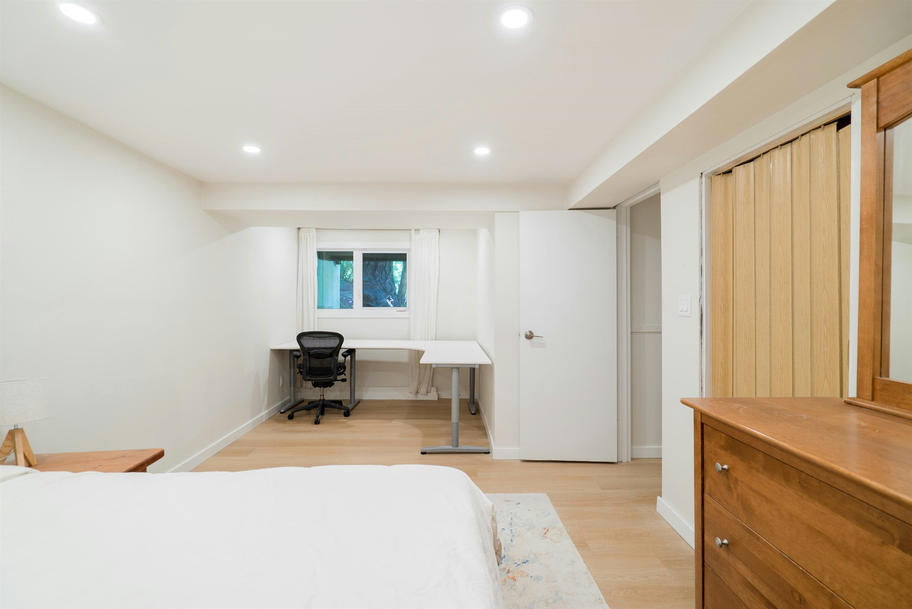 1139 Heritage Boulevard, North Vancouver, BC, V7J 3G8 - 34