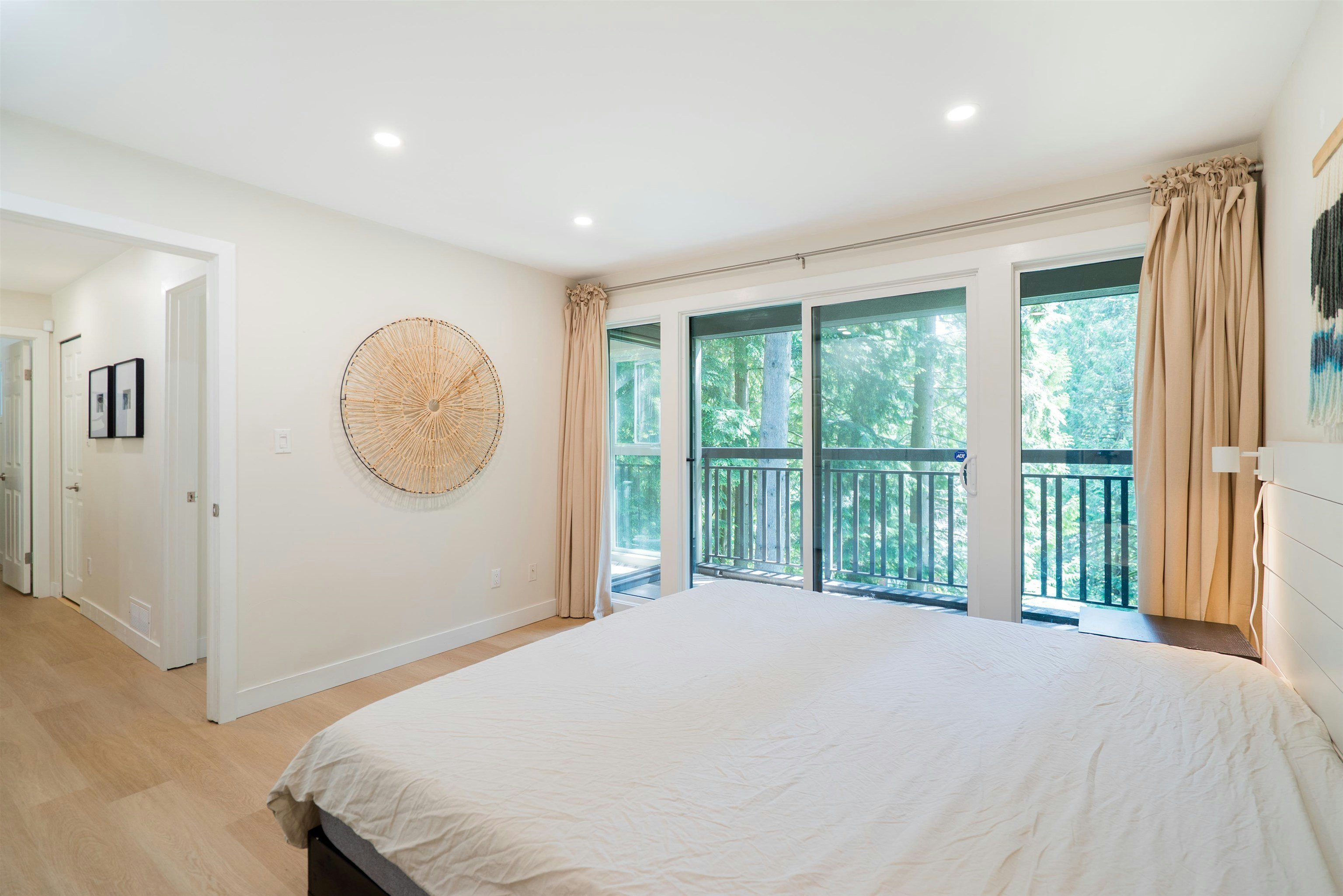 1139 Heritage Boulevard, North Vancouver, BC, V7J 3G8 - 23