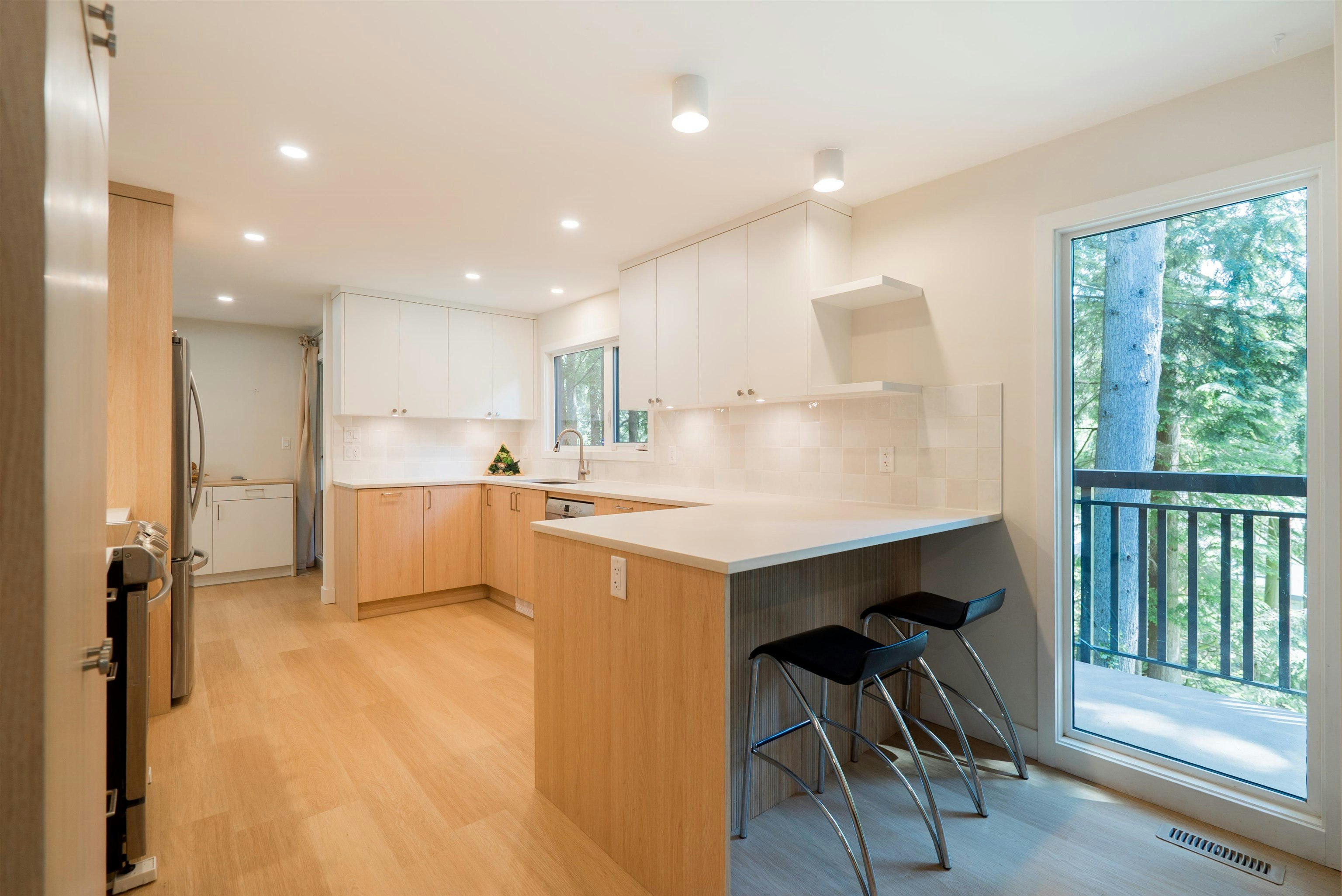 1139 Heritage Boulevard, North Vancouver, BC, V7J 3G8 - 11