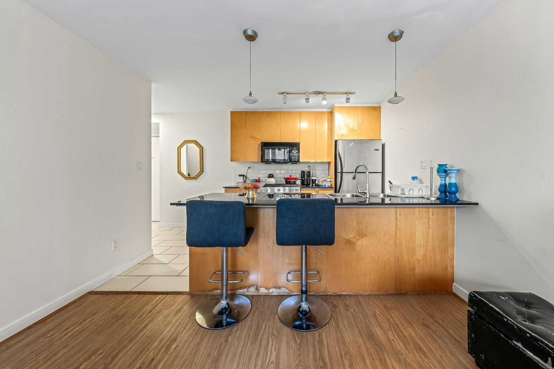 305-989 Beatty Street - 5