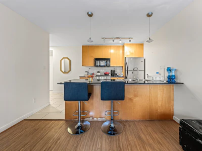 305-989 Beatty Street - 5