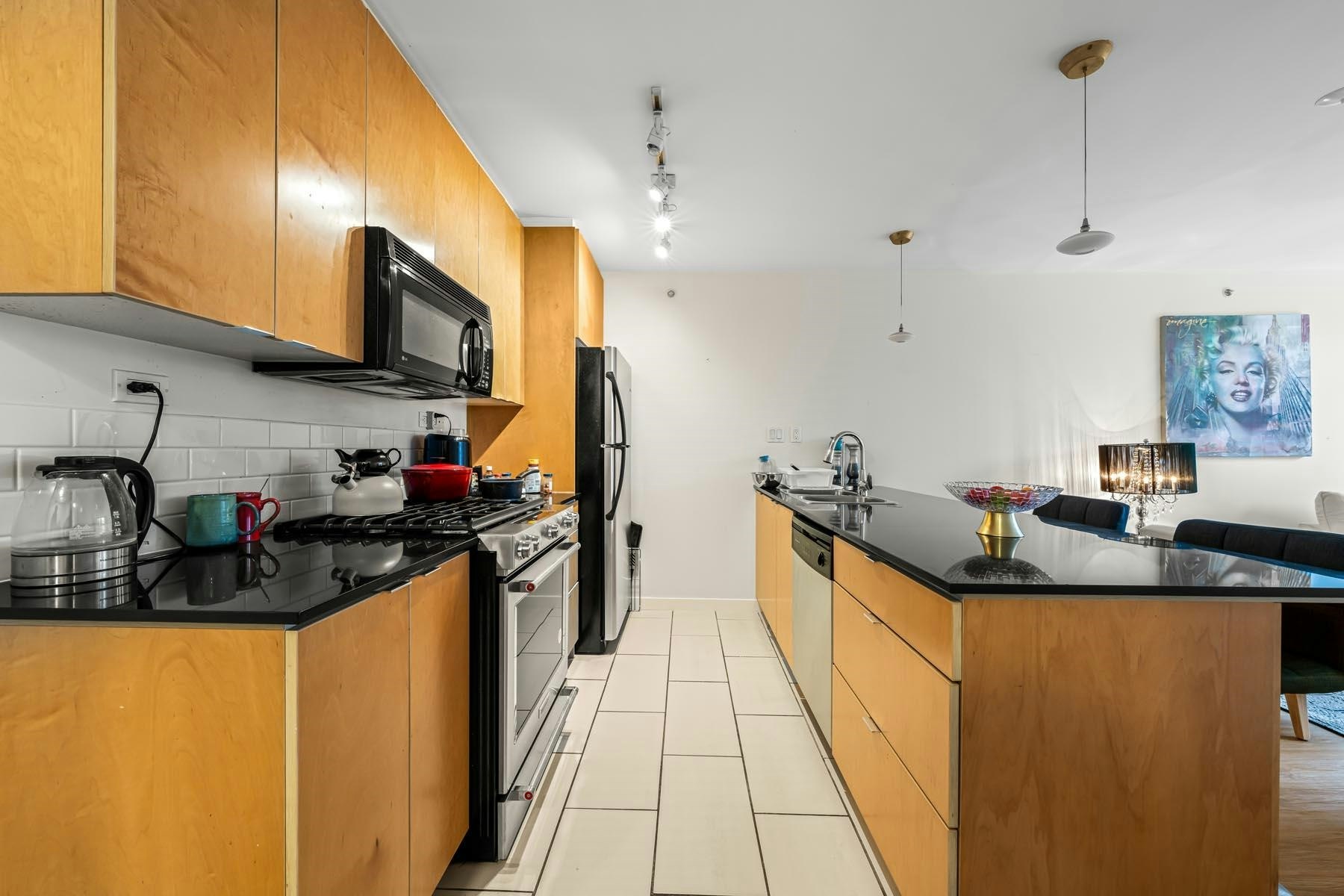 305-989 Beatty Street - 4