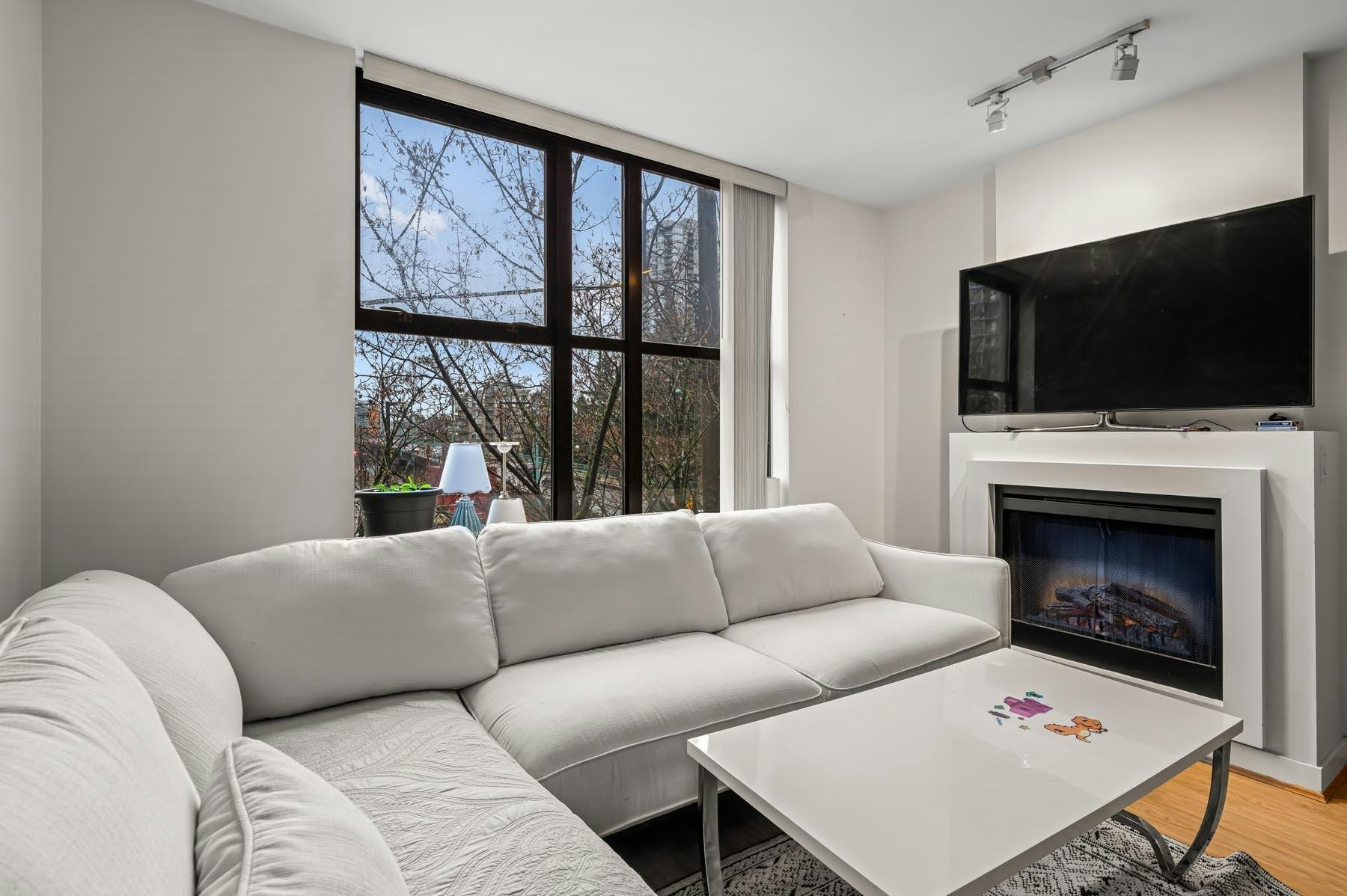 305-989 Beatty Street, Vancouver, BC, V6Z 3C2 - 9