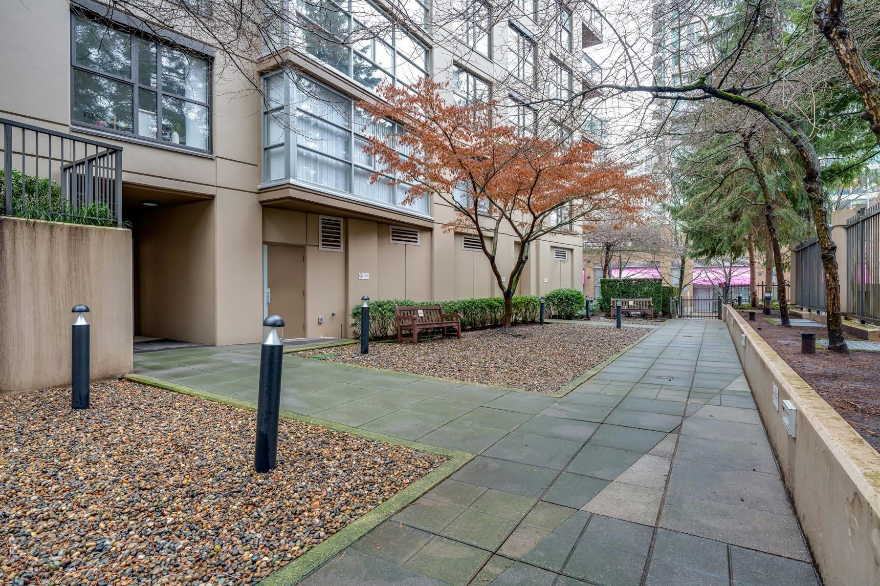 305-989 Beatty Street, Vancouver, BC, V6Z 3C2 - 23