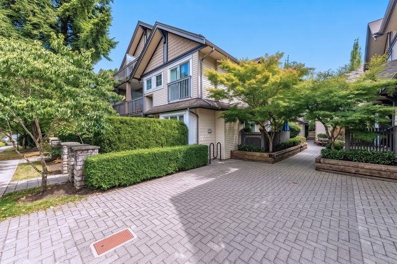 306-4468 Albert Street, Burnaby, BC, V5C 2G2