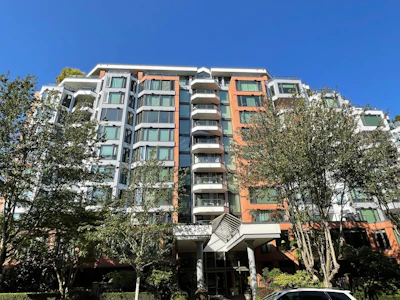 702-2201 Pine Street - 2