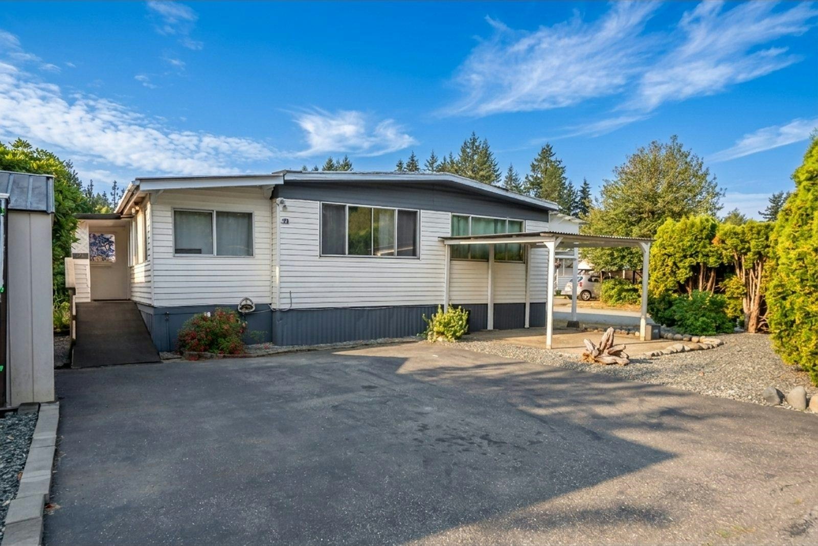 21-3031 200 Street, Langley, BC, V2Z 1N5