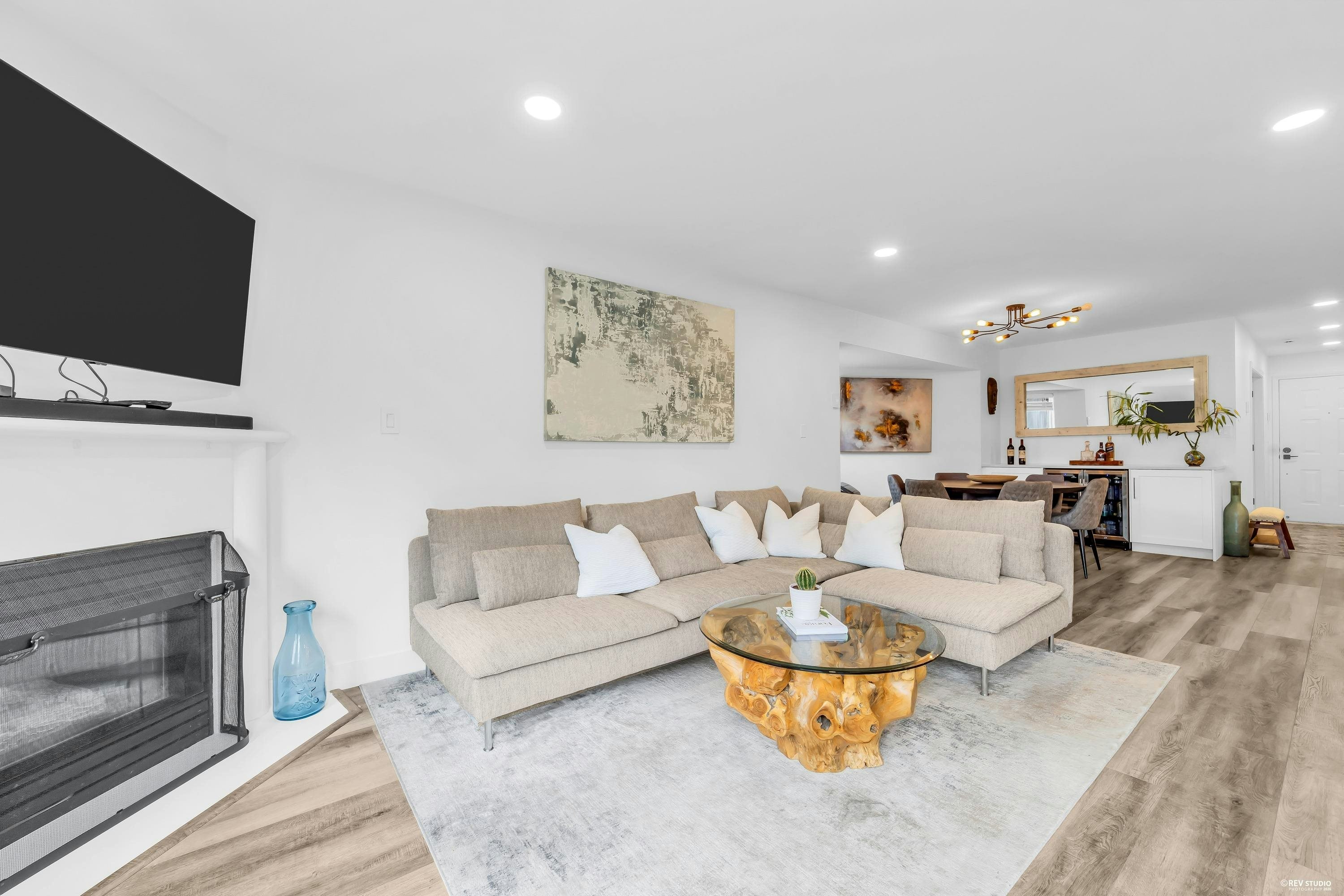 604-1500 Ostler Court, North Vancouver, BC, V7G 2S2 - 6