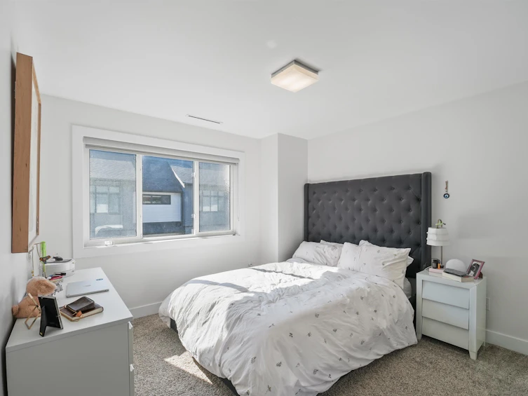 14-15177 60 Avenue, Surrey, BC, V3S 7B3 - 16