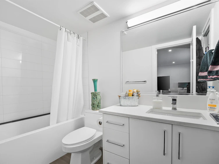 14-15177 60 Avenue, Surrey, BC, V3S 7B3 - 19