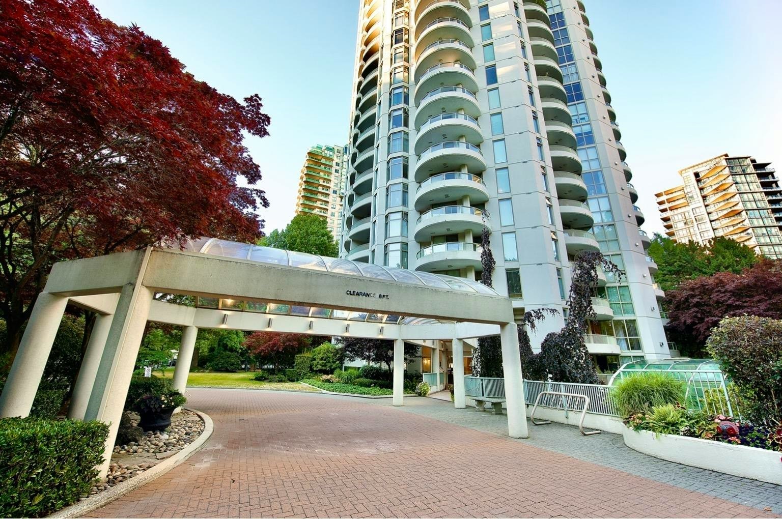 105-6188 Patterson Avenue, Burnaby, BC, V5H 2N1