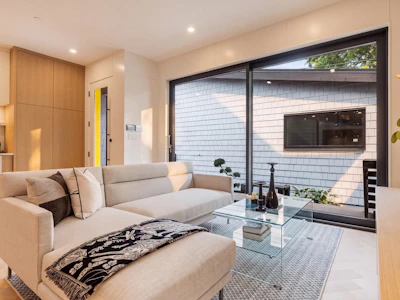 2-4956 Chester Street - 3