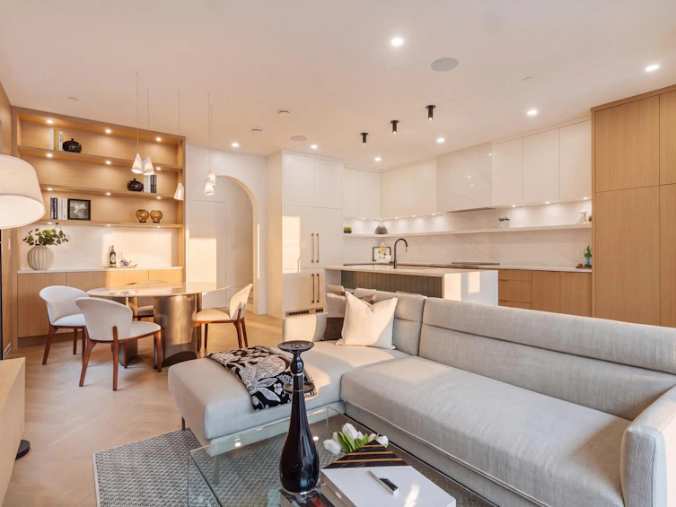 2-4956 Chester Street, Vancouver, BC, V5W 3A8