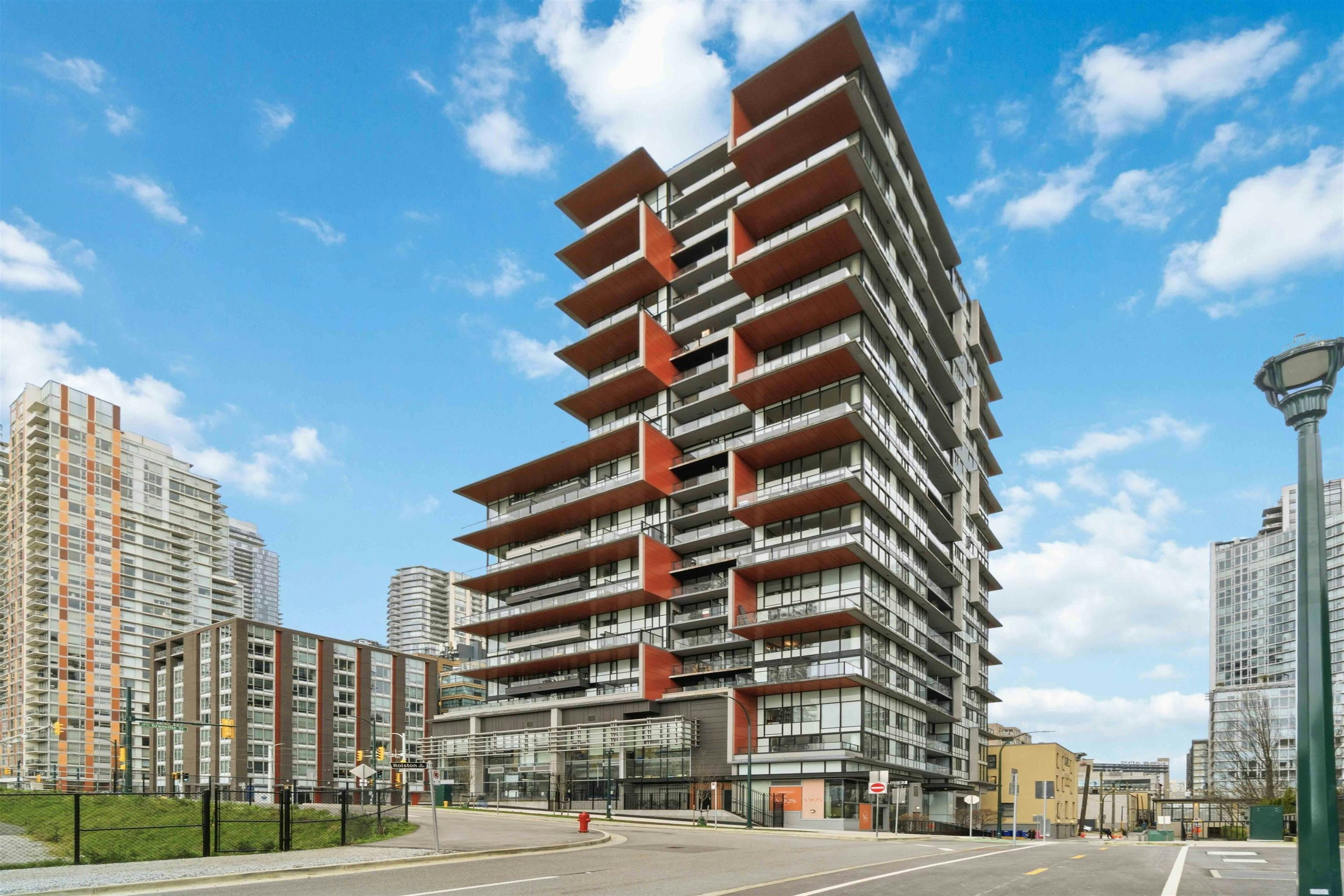2303-1325 Rolston Street, Vancouver, BC, V6Z 1M7