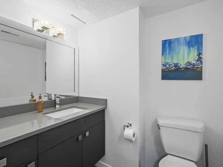 10421 Santa Monica Drive, Delta, BC, V4C 1P8 - 11