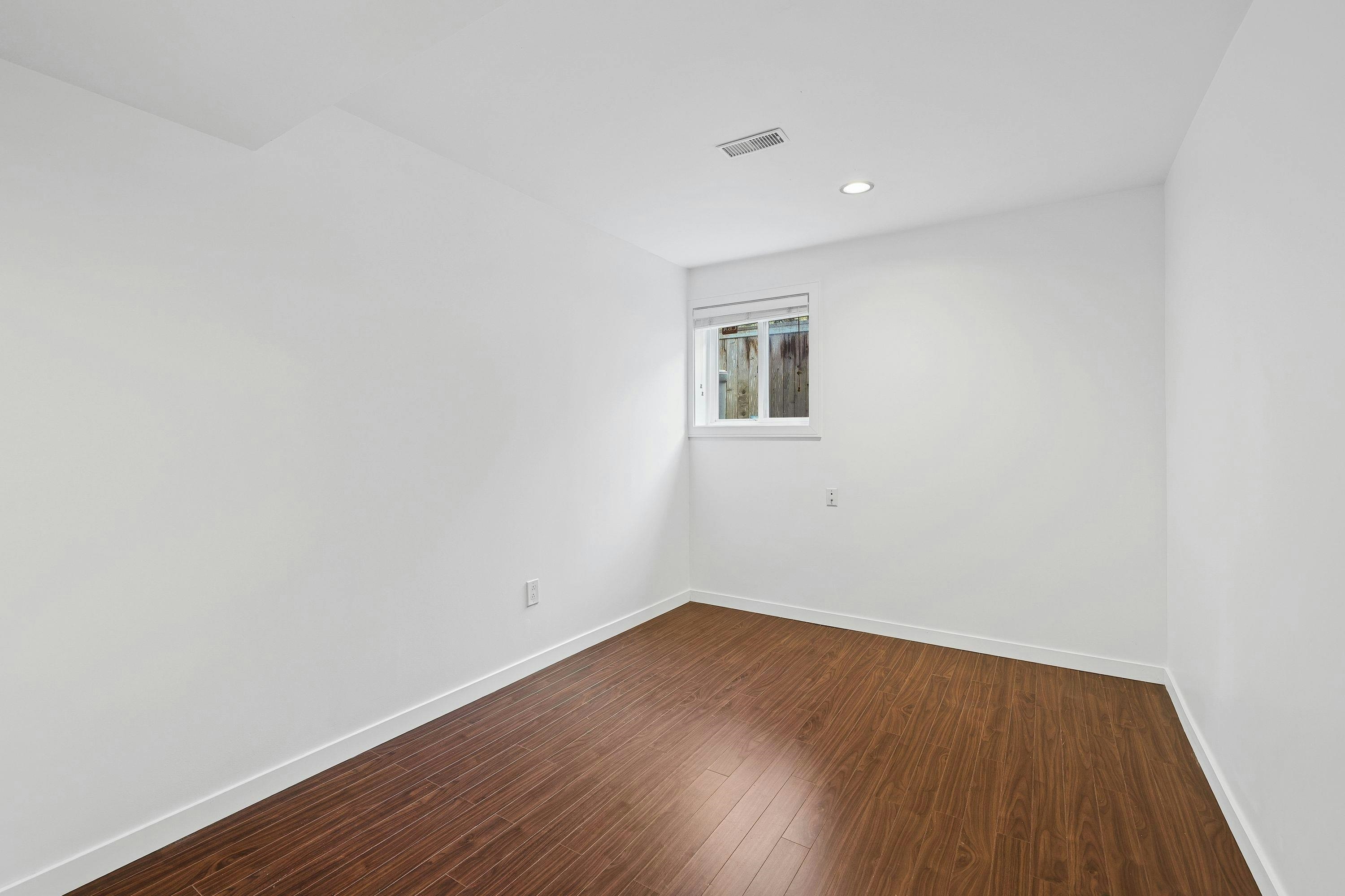10421 Santa Monica Drive, Delta, BC, V4C 1P8 - 23
