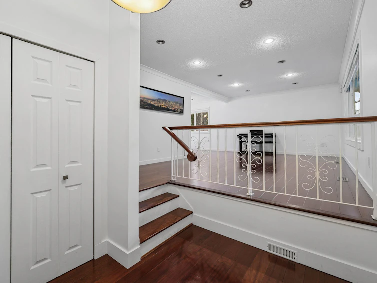 10421 Santa Monica Drive, Delta, BC, V4C 1P8 - 4
