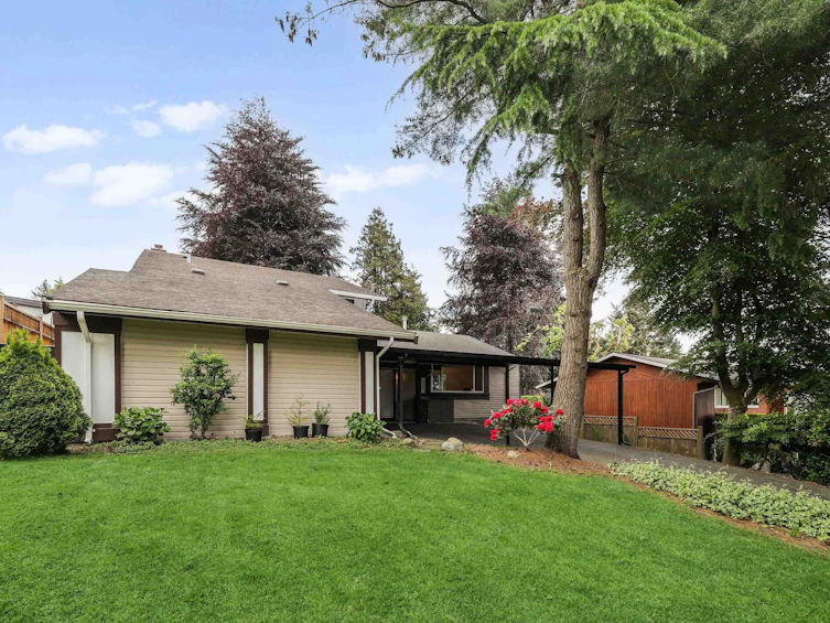 10421 Santa Monica Drive, Delta, BC, V4C 1P8 - 2