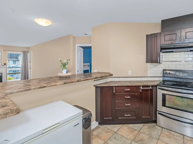 401-33738 King Road Road, Abbotsford, BC, V2S 8J5 - 6