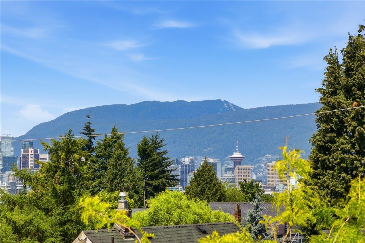 761 E 15th Avenue, Vancouver, BC, V5T 2R8 - 19