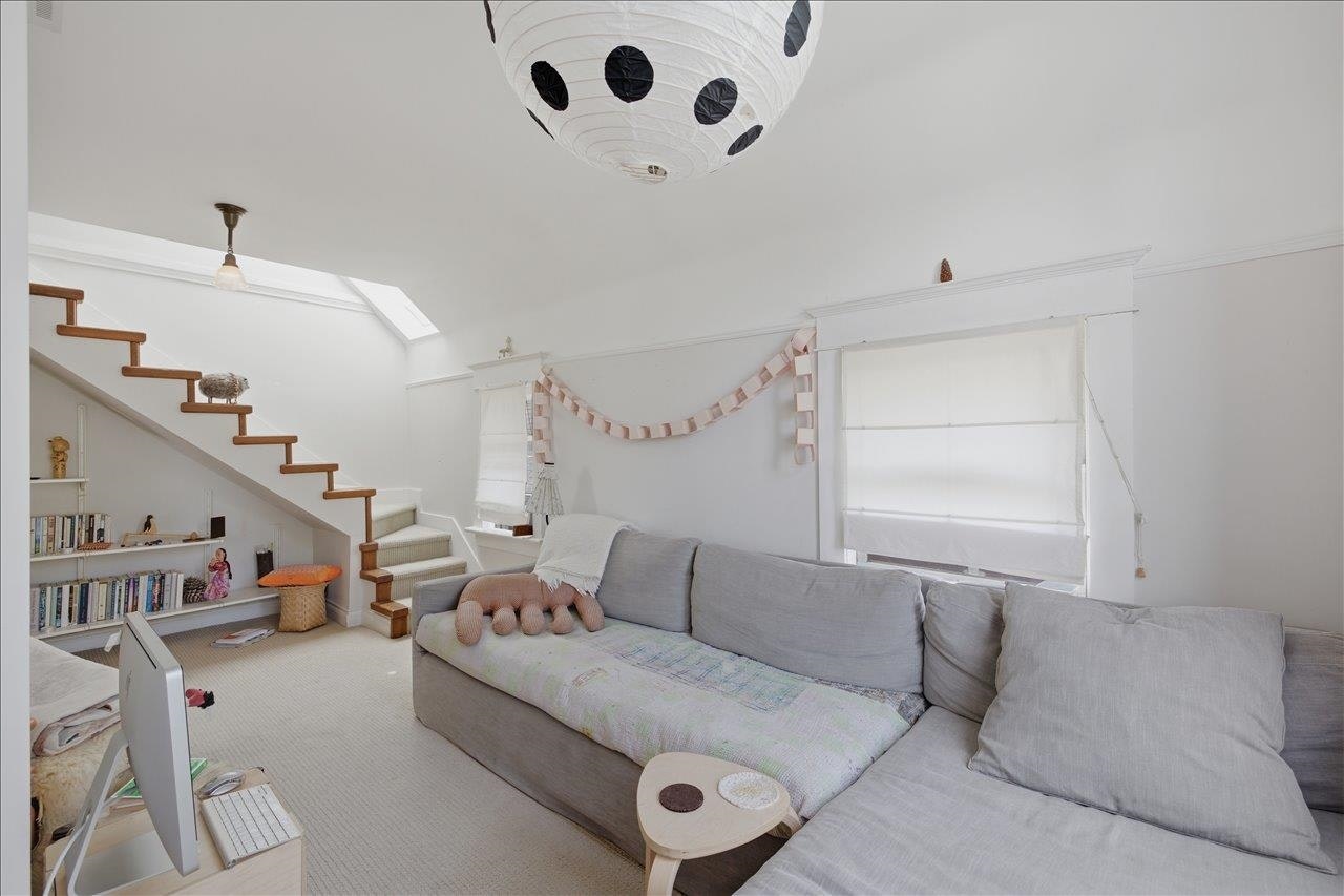 761 E 15th Avenue, Vancouver, BC, V5T 2R8 - 12