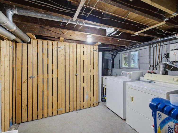 761 E 15th Avenue, Vancouver, BC, V5T 2R8 - 24