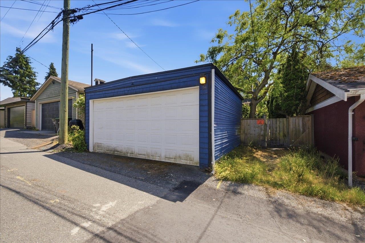 761 E 15th Avenue, Vancouver, BC, V5T 2R8 - 25