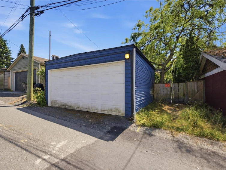 761 E 15th Avenue, Vancouver, BC, V5T 2R8 - 25