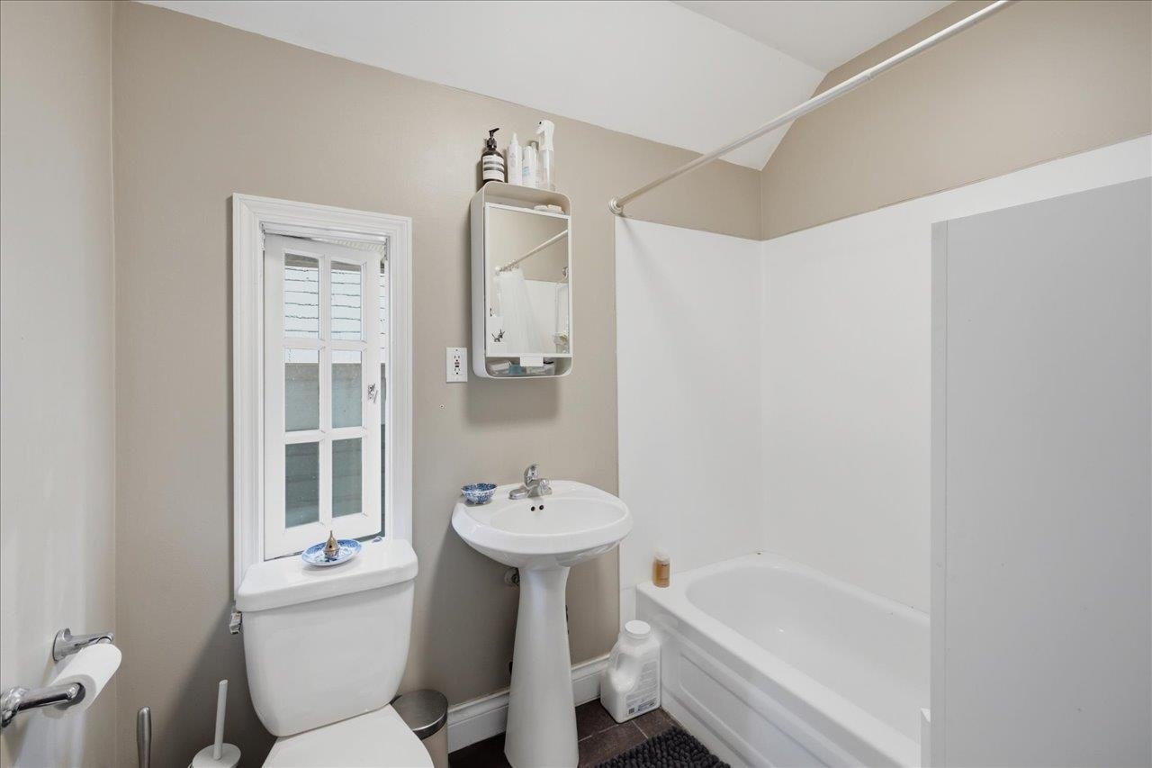 761 E 15th Avenue, Vancouver, BC, V5T 2R8 - 20