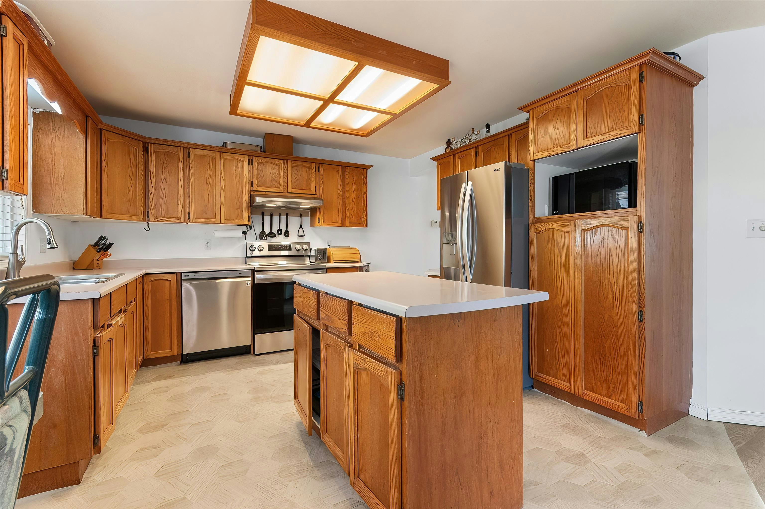 45358 Paige Place, Chilliwack, BC, V2R 3V3 - 11