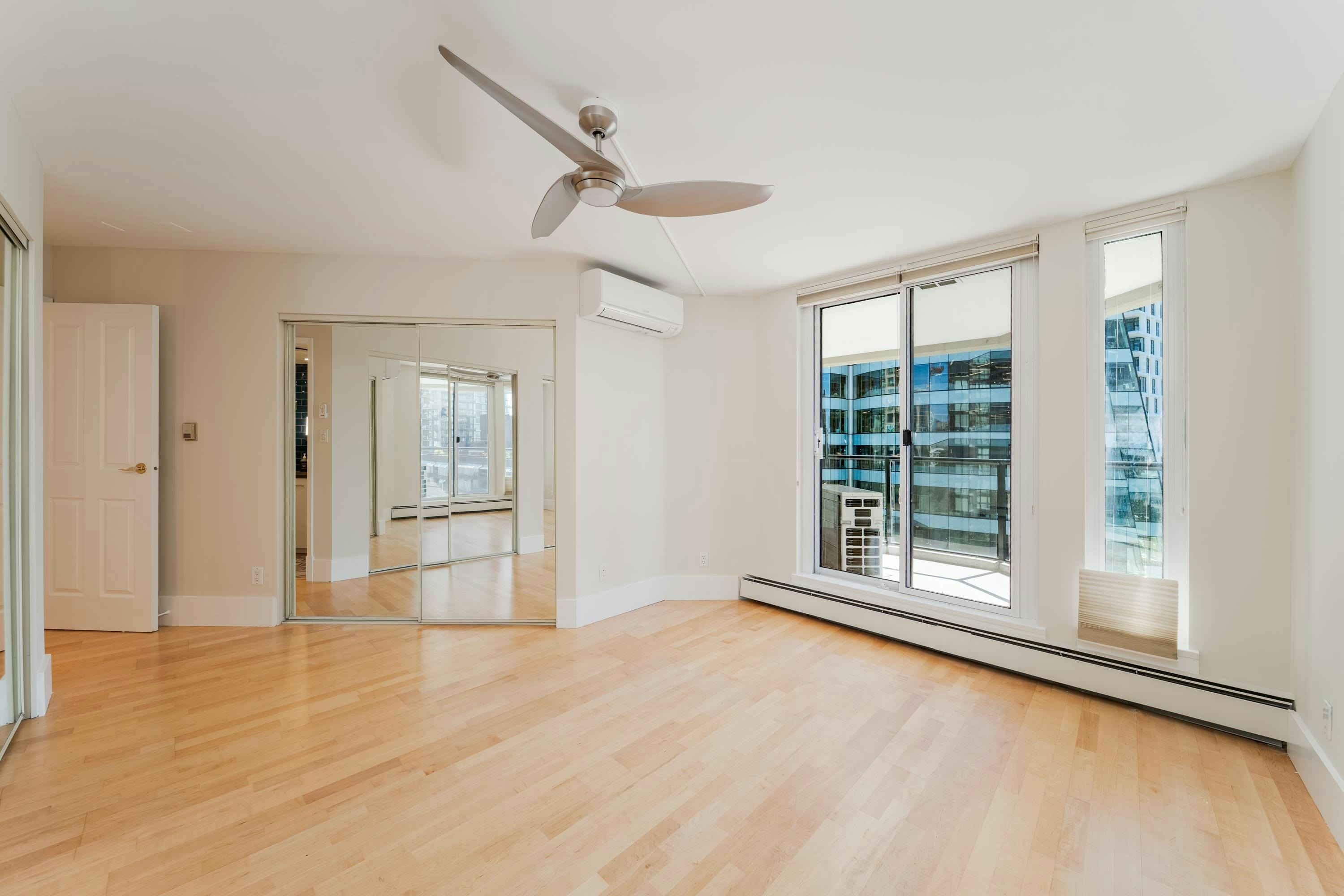 905-1010 Burnaby Street, Vancouver, BC, V6E 4L8 - 23