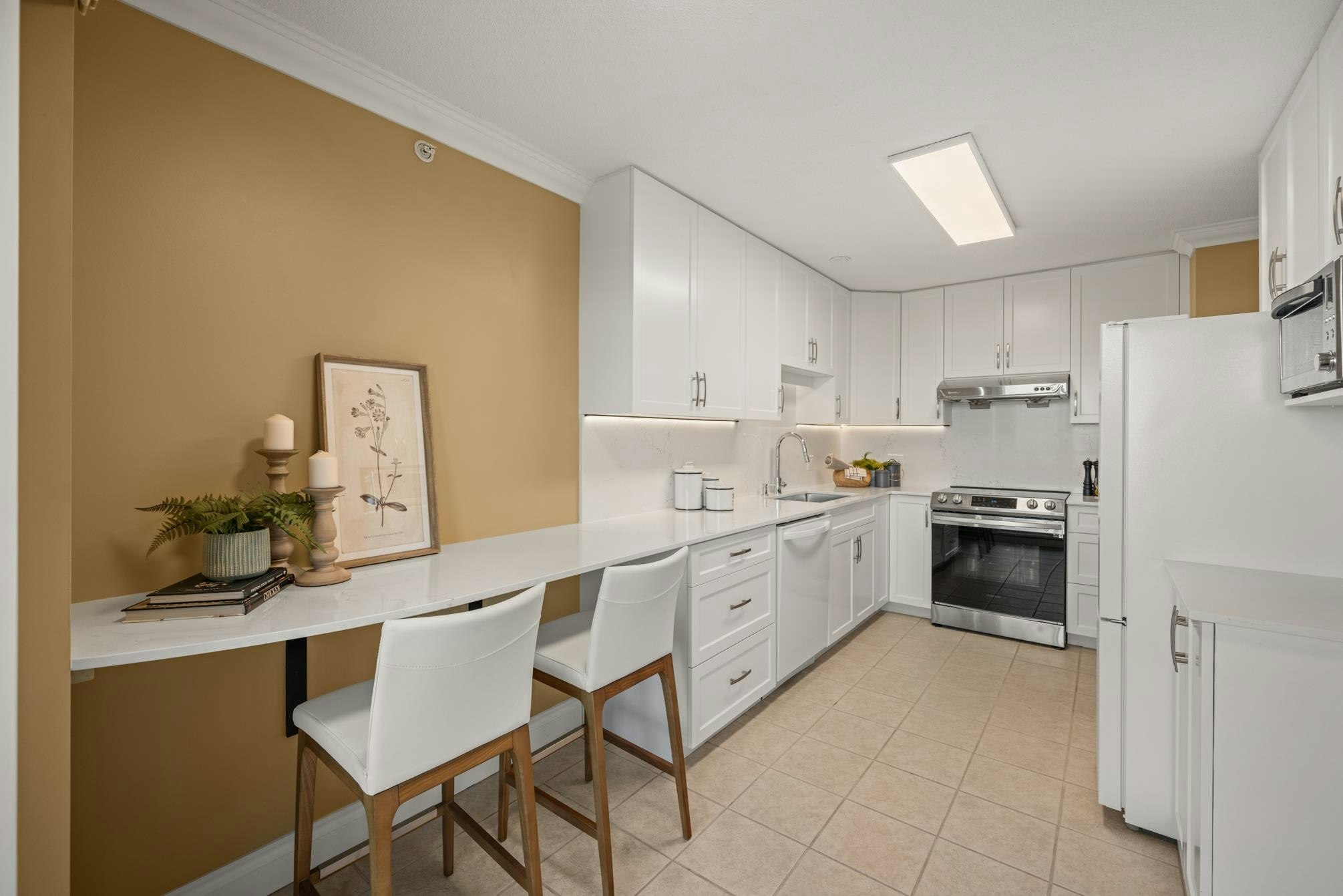 1704-612 Sixth Street, New Westminster, BC, V3L 5V2 - 5