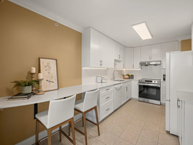 1704-612 Sixth Street, New Westminster, BC, V3L 5V2 - 5