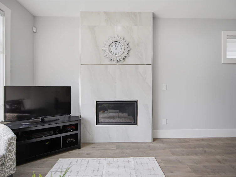 7835 12th Avenue, Burnaby, BC, V3N 2K6 - 7