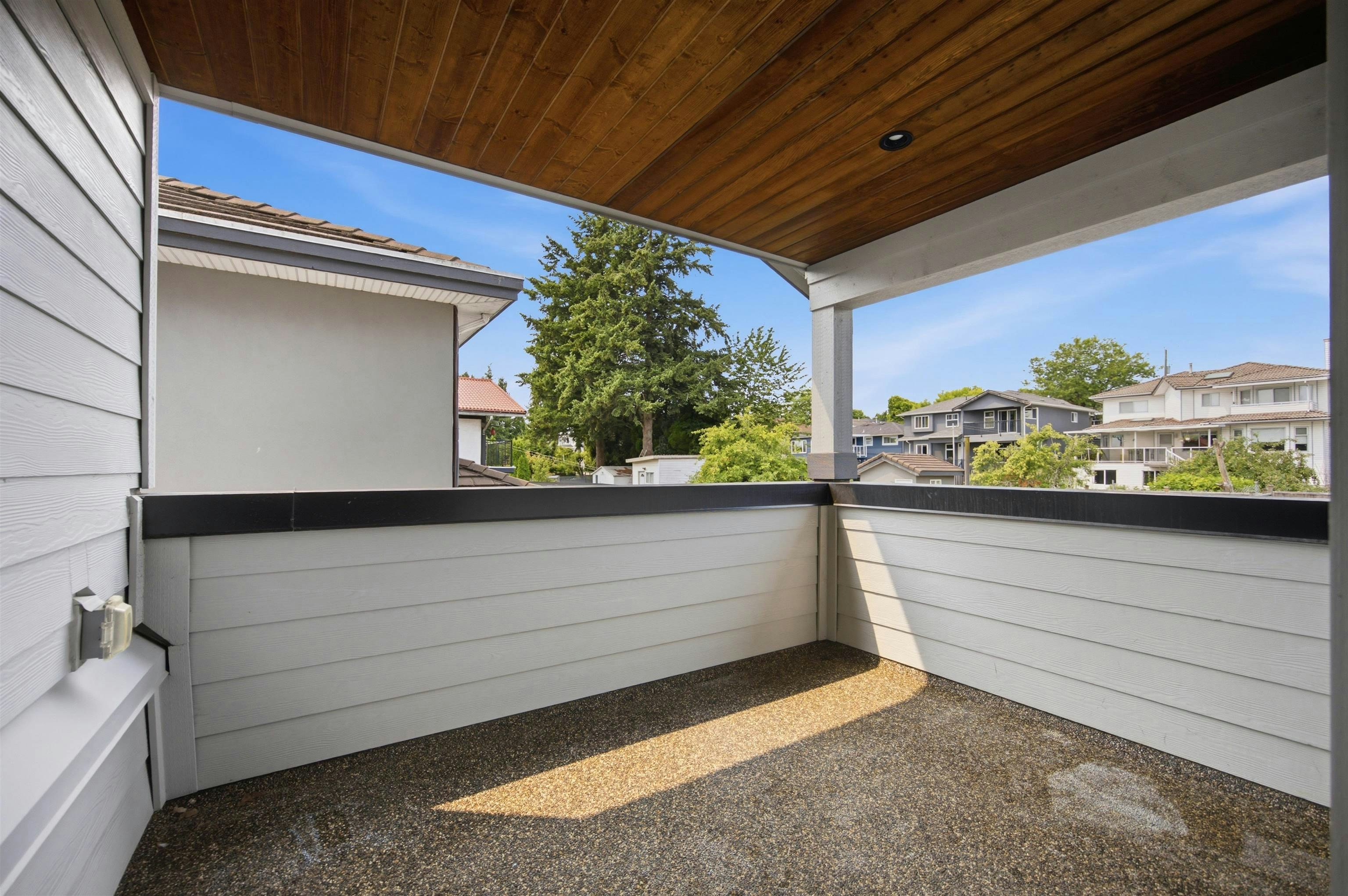 7835 12th Avenue, Burnaby, BC, V3N 2K6 - 33