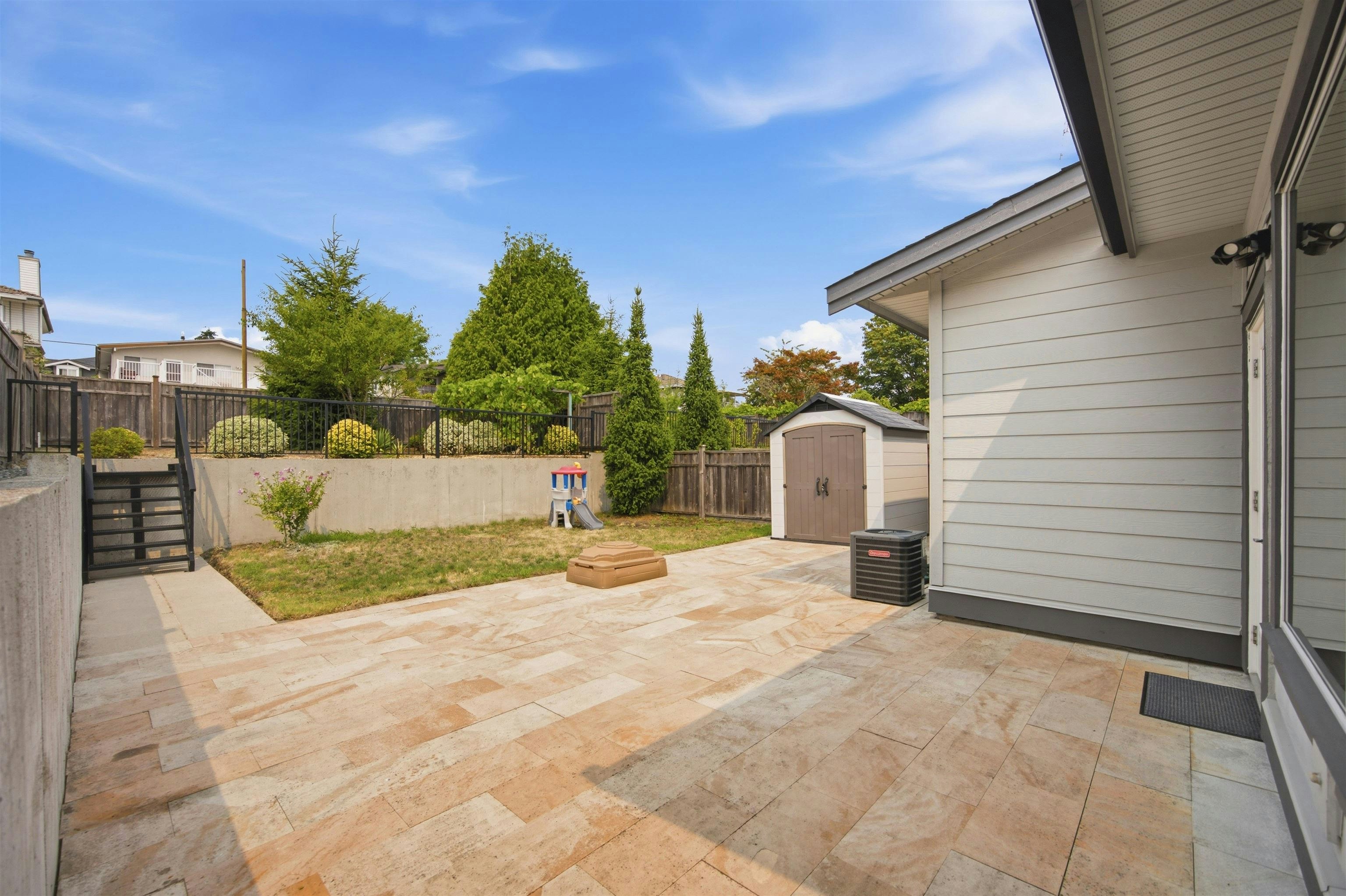 7835 12th Avenue, Burnaby, BC, V3N 2K6 - 35