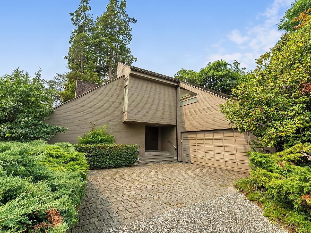 6459 Mccleery Street, Vancouver, BC, V6N 1G5