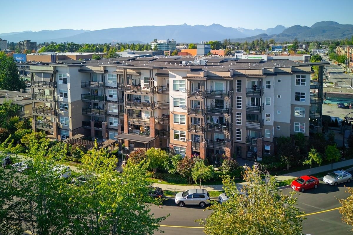 305-22577 Royal Crescent, Maple Ridge, BC, V2X 2M2