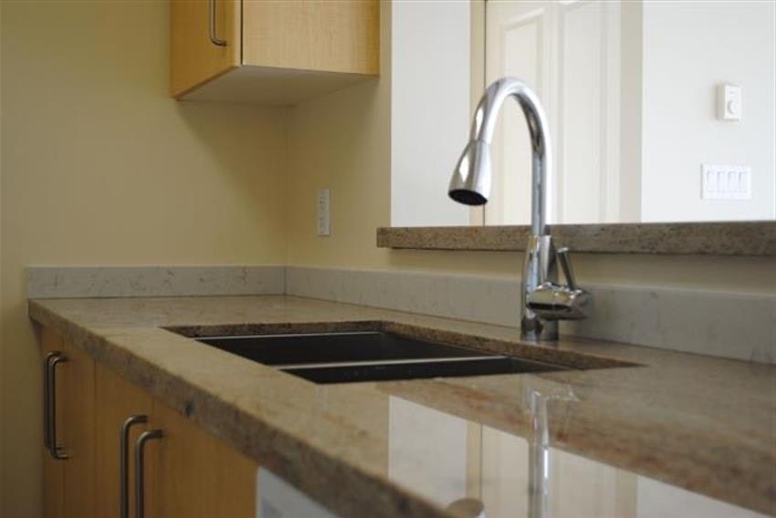 2102-5380 Oben Street, Vancouver, BC, V5R 6H7 - 7