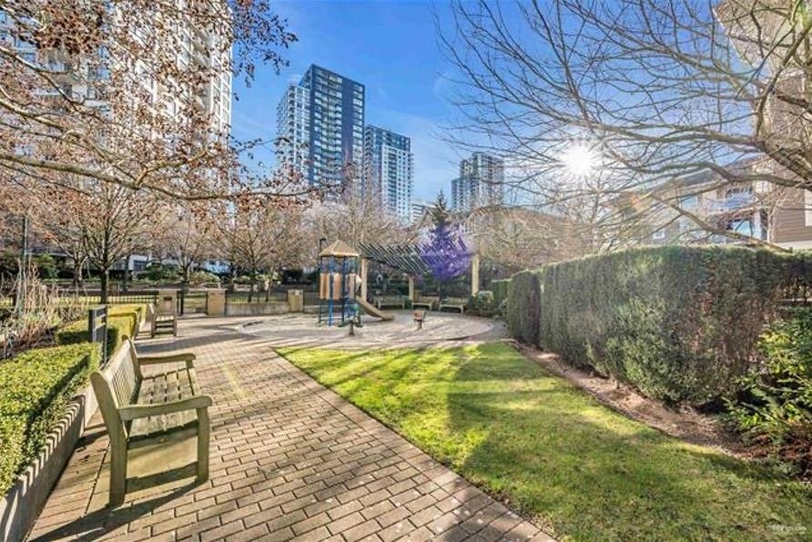 2102-5380 Oben Street, Vancouver, BC, V5R 6H7 - 16