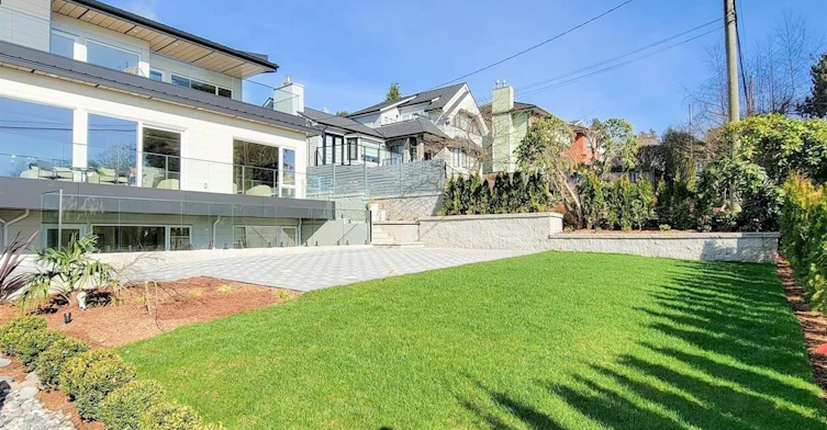 2141 Jefferson Avenue, West Vancouver, BC, V7V 2A6 - 4