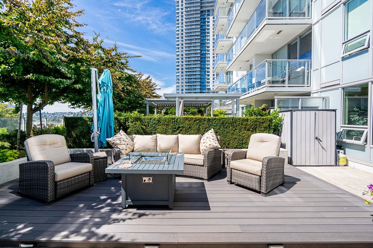 610-988 Quayside Drive - 3