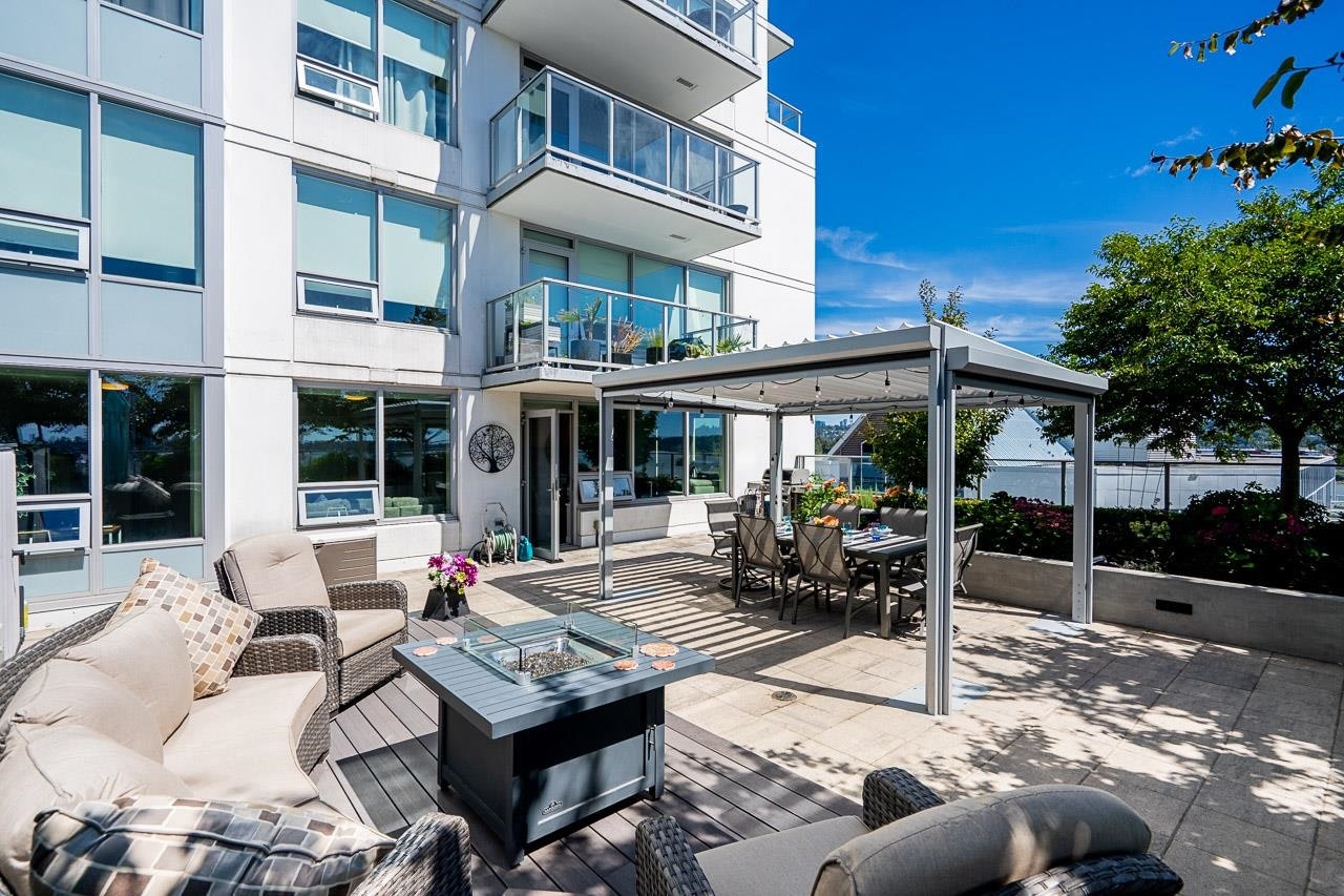 610-988 Quayside Drive - 4