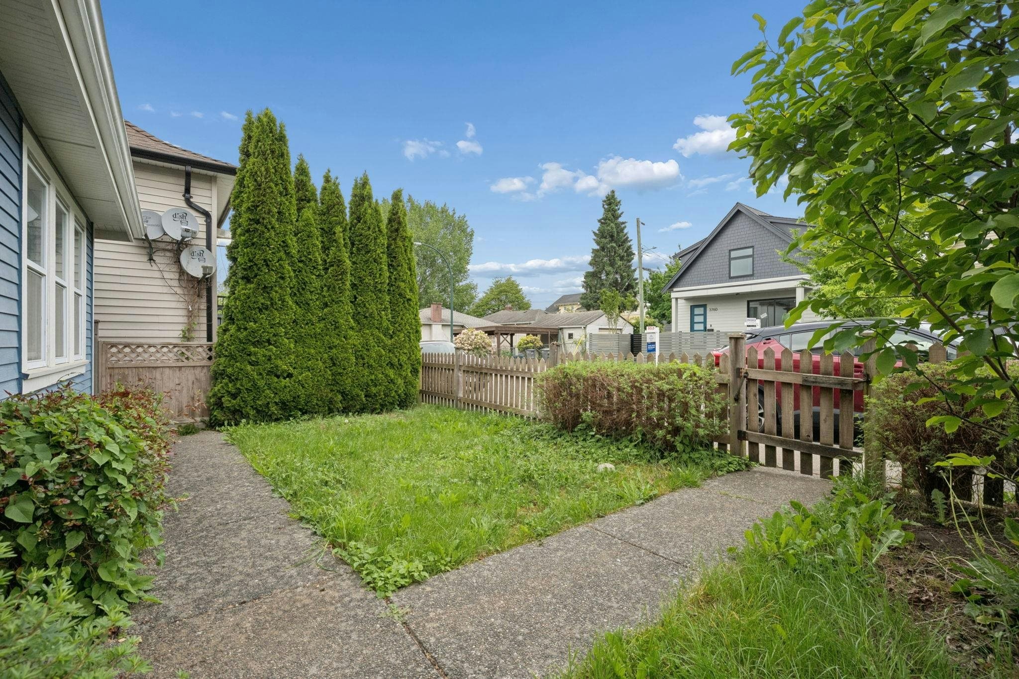 3795 Fleming Street, Vancouver, BC, V5N 3W1 - 4