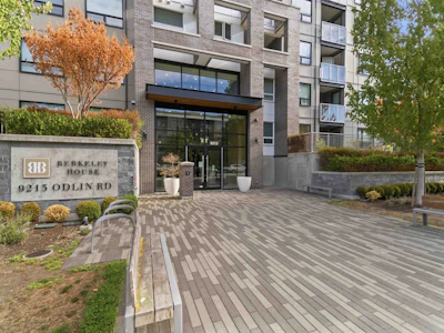 319-9213 Odlin Road - 2